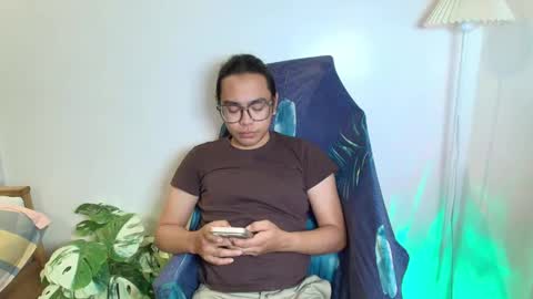 your_dreamgirlxxx69 online show from 05/03/26, 04:51