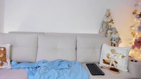 Snapshot of your_favorite_doll_ chatting on 12/13/24, 12:09 Eliza online show from 12/13/24, 12:09