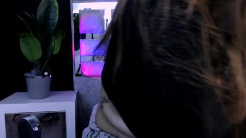 Snapshot of your_girl_of_dream chatting on 04/01/26, 02:58 your_girl_of_dream online show from 04/01/26, 02:58