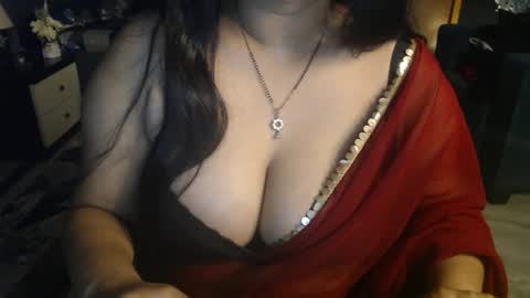 Snapshot of your_ishaa chatting on 06/14/26, 06:43 Isha online show from 06/14/26, 06:43