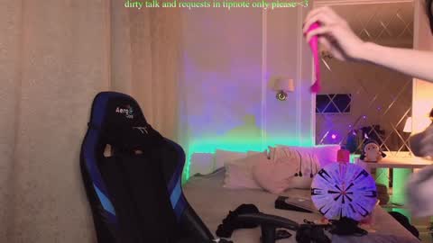 Karina online show from 12/01/24, 08:20