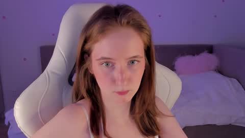 Karina online show from 10/11/25, 08:18