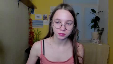 Leslie online show from 12/16/24, 01:42