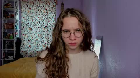 Leslie online show from 10/06/25, 11:29