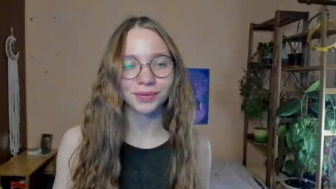 Leslie online show from 05/05/26, 12:18