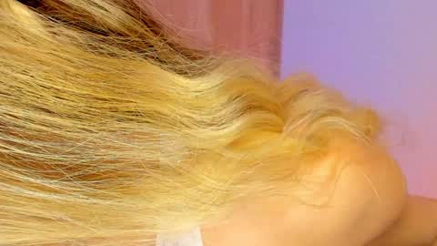 your_little_ online show from 12/13/24, 02:49