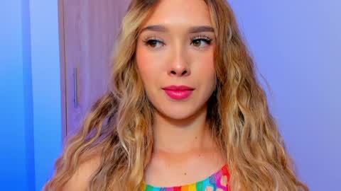 your_little_ online show from 01/20/25, 01:32