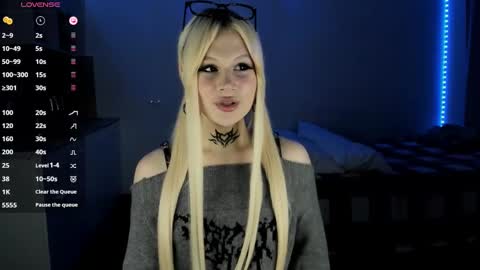 Eva online show from 03/06/25, 10:04