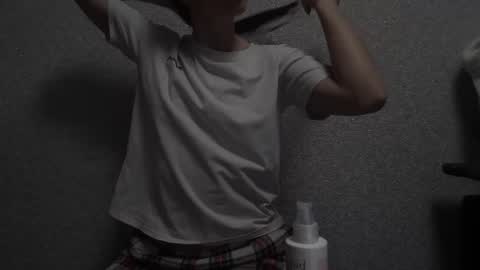 Meri  online show from 02/25/25, 09:24