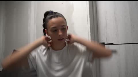 Meri  online show from 10/07/25, 07:00