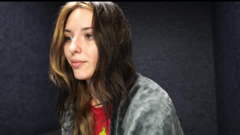 Meri  online show from 11/16/25, 08:36