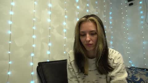 Meri  online show from 04/08/26, 08:31