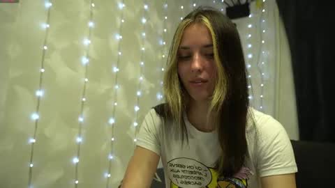 Meri  online show from 05/05/26, 08:06