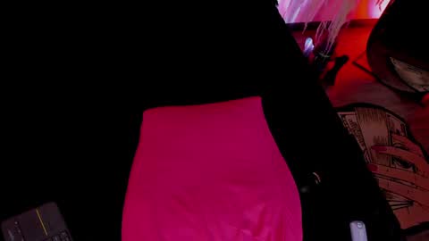 Snapshot of your_littlepervert_ chatting on 12/19/24, 10:34 Cami independent model online show from 12/19/24, 10:34