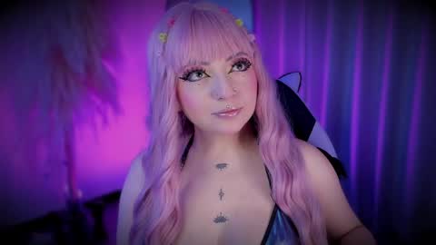 Cami independent model online show from 04/20/26, 06:27