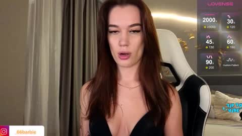 Jessica Loyd online show from 09/29/25, 09:36