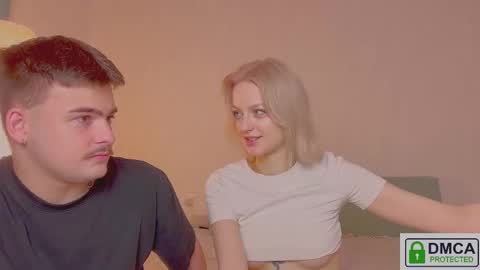 your_molly_mark online show from 11/12/25, 06:52