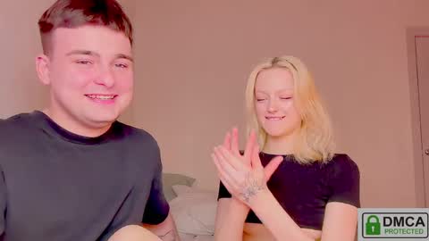 your_molly_mark online show from 04/20/26, 07:59