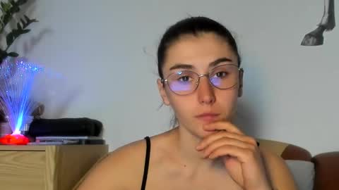 Andrea Your sweet farmer girl online show from 03/03/25, 09:44