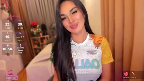 Snapshot of your_other_halfxx chatting on 04/29/26, 05:55 Miss Larah online show from 04/29/26, 05:55
