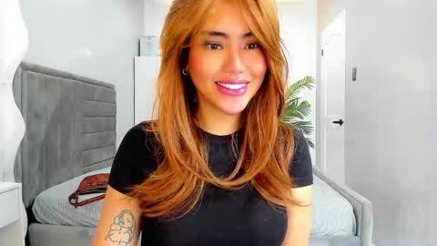 Lena online show from 12/14/25, 05:35