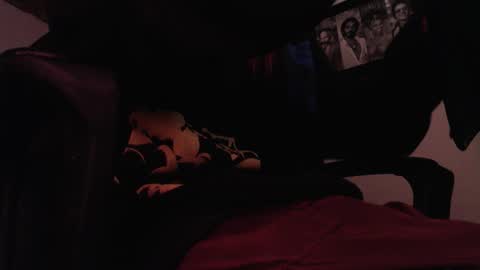 Miss Sarah online show from 10/25/25, 06:43