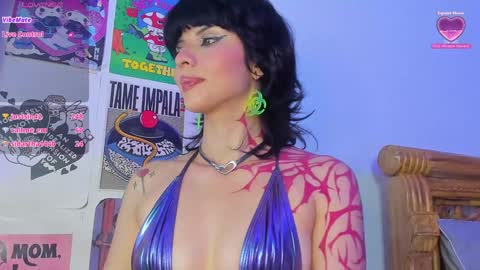 Snapshot of your_rosenrot chatting on 01/21/25, 03:59 Daniela  Help me reach 100 likes online show from 01/21/25, 03:59
