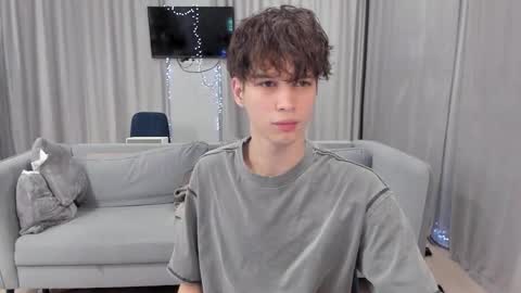 Snapshot of your_shy_guy chatting on 01/17/25, 06:54 your_shy_guy online show from 01/17/25, 06:54