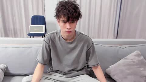 Snapshot of your_shy_guy chatting on 01/23/25, 07:54 your_shy_guy online show from 01/23/25, 07:54