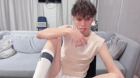 Snapshot of your_shy_guy chatting on 02/04/25, 06:17 your_shy_guy online show from 02/04/25, 06:17