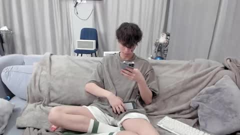 Snapshot of your_shy_guy chatting on 03/11/25, 07:36 your_shy_guy online show from 03/11/25, 07:36