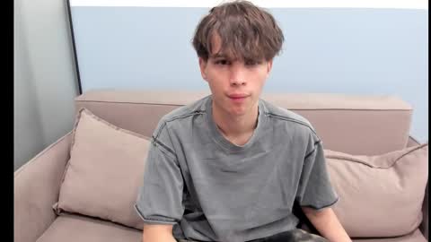Snapshot of your_shy_guy chatting on 10/16/25, 01:50 your_shy_guy online show from 10/16/25, 01:50