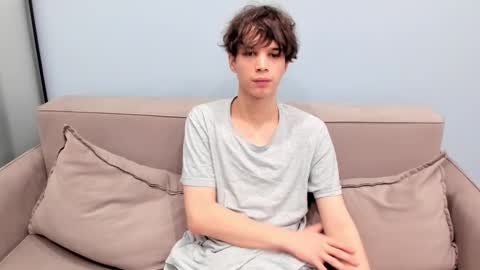 Snapshot of your_shy_guy chatting on 11/21/25, 03:54 your_shy_guy online show from 11/21/25, 03:54