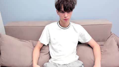 Snapshot of your_shy_guy chatting on 02/07/26, 01:42 your_shy_guy online show from 02/07/26, 01:42