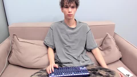 Snapshot of your_shy_guy chatting on 02/22/26, 09:13 your_shy_guy online show from 02/22/26, 09:13