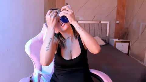 Salome online show from 02/21/26, 06:53