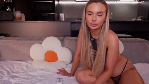 Alexis online show from 07/17/26, 09:08