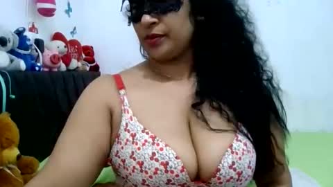 yourashawari online show from 04/30/26, 04:19
