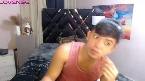 Snapshot of yourasian_bradley chatting on 10/17/25, 01:14 yourasian_bradley online show from 10/17/25, 01:14