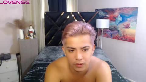 Snapshot of yourasian_bradley chatting on 10/28/25, 02:15 yourasian_bradley online show from 10/28/25, 02:15