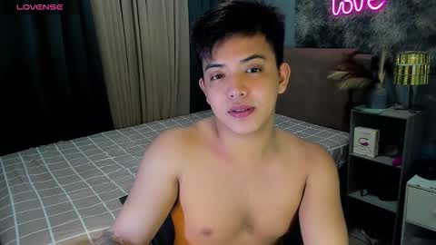 Snapshot of yourasian_bradley chatting on 02/04/26, 01:11 yourasian_bradley online show from 02/04/26, 01:11