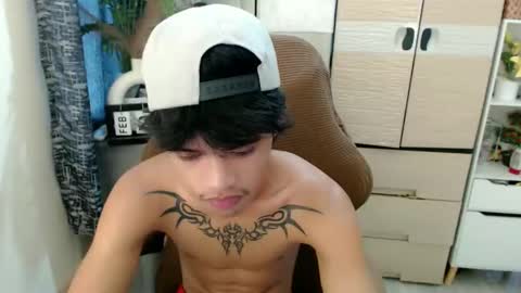 yourasian_eric online show from 02/26/26, 07:40