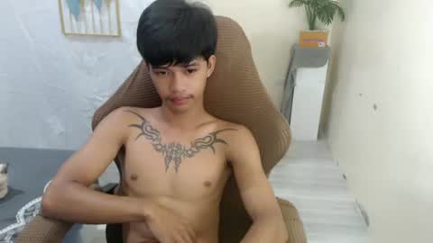 Snapshot of yourasian_eric chatting on 06/15/26, 05:53 yourasian_eric online show from 06/15/26, 05:53