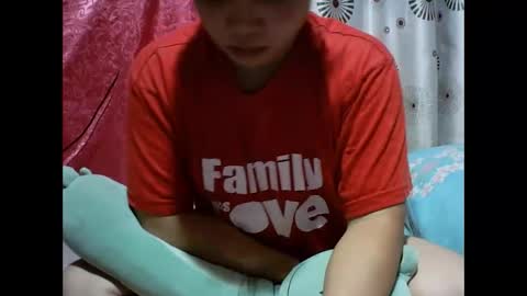 yourasian_lover29 online show from 12/15/25, 01:04