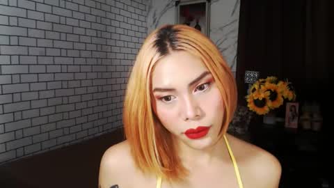 LEXI online show from 10/05/25, 01:37