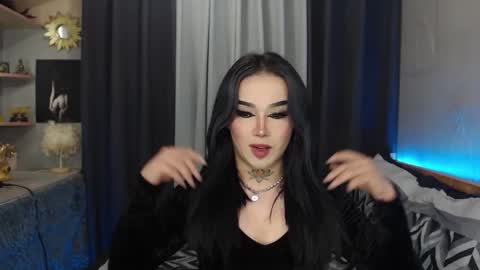 kim online show from 01/09/25, 08:44