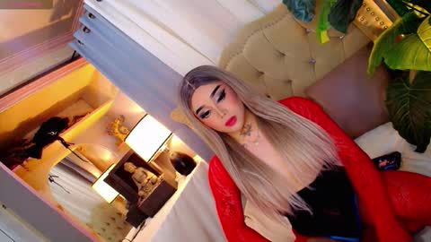 kim online show from 10/16/25, 06:25