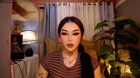 kim online show from 11/20/25, 10:48