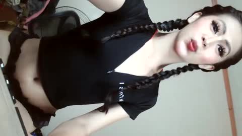 Snapshot of yourbabyriana chatting on 01/05/25, 06:13 Angel online show from 01/05/25, 06:13