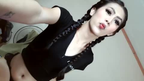 Snapshot of yourbabyriana chatting on 01/08/25, 04:34 Angel online show from 01/08/25, 04:34